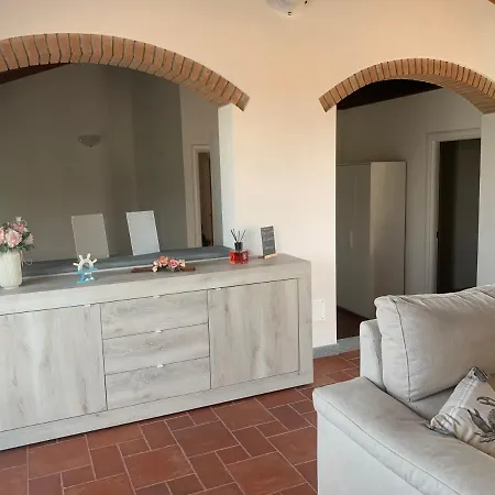 Apartment Casa Vacanze Al Mare *