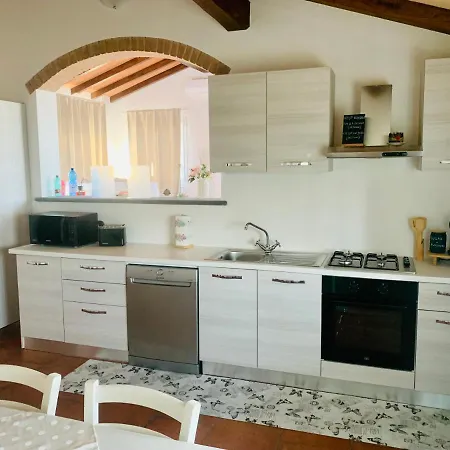Apartment Casa Vacanze Al Mare *